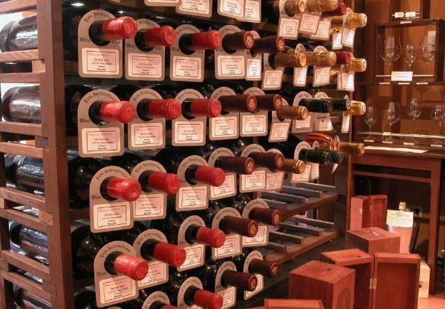 如何建造一个专业的私人酒窖收藏葡萄酒